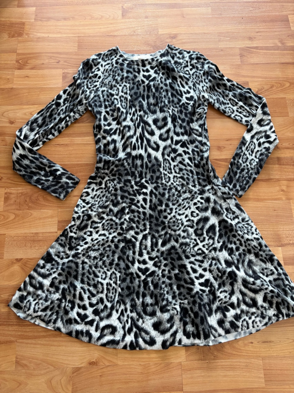 MICHAEL Michael Kors Black & Cream Leopard Print Sweater Dress size XS